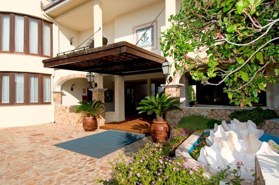 Hotel Palau Ngoại thất bức ảnh