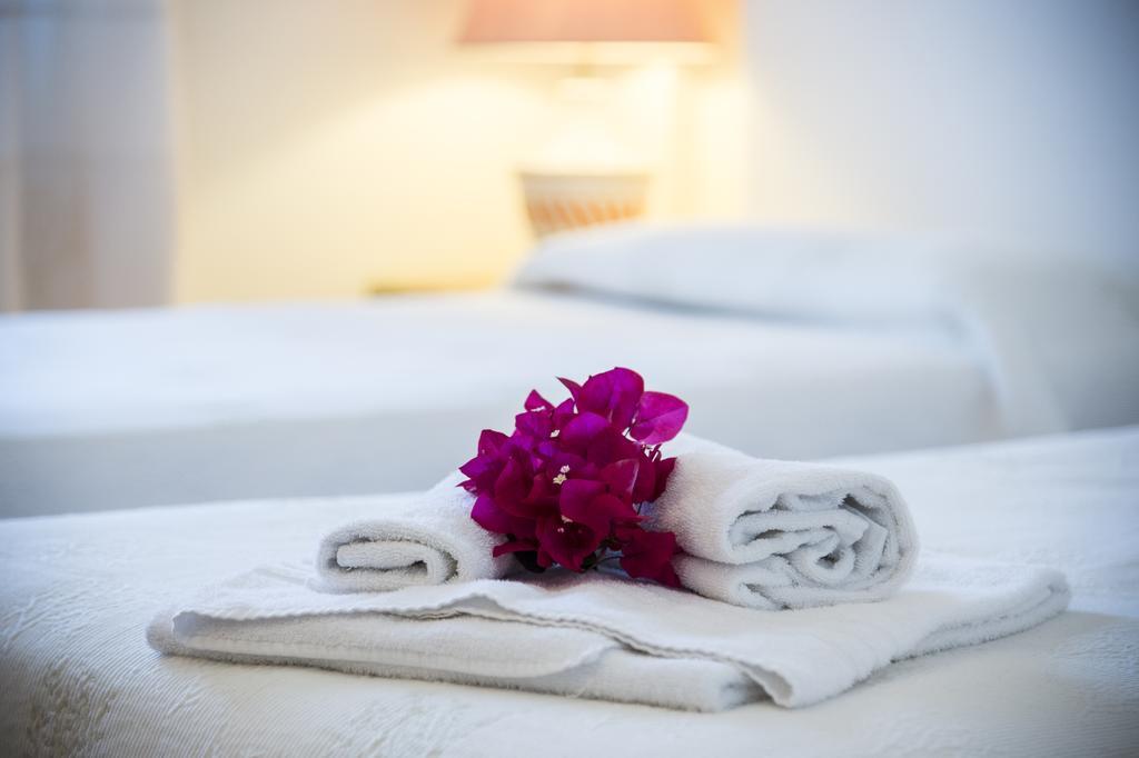 Hotel Palau Ngoại thất bức ảnh