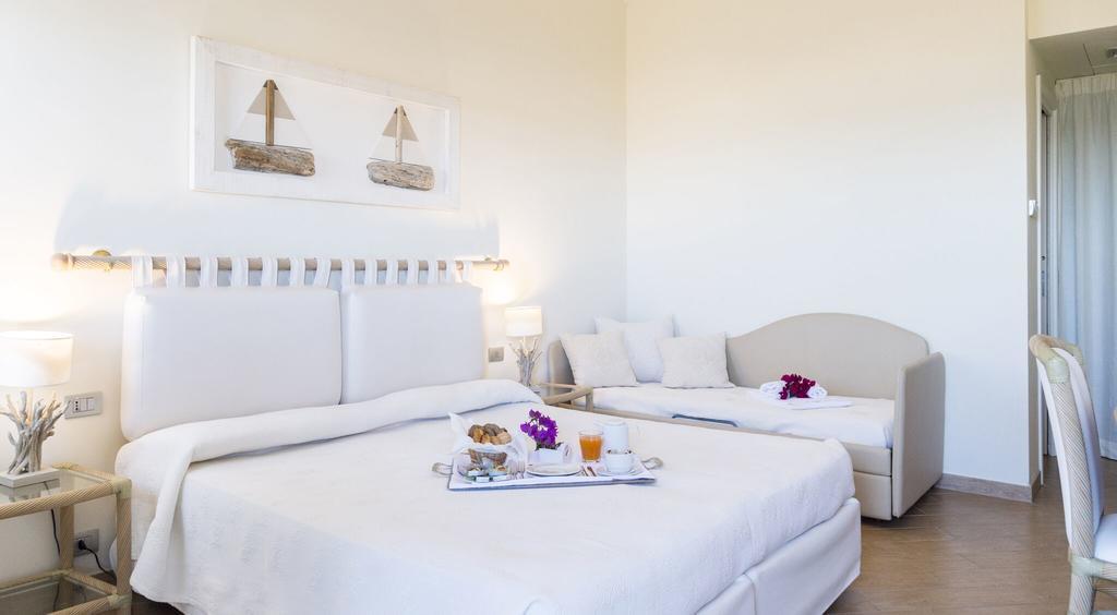 Hotel Palau Ngoại thất bức ảnh