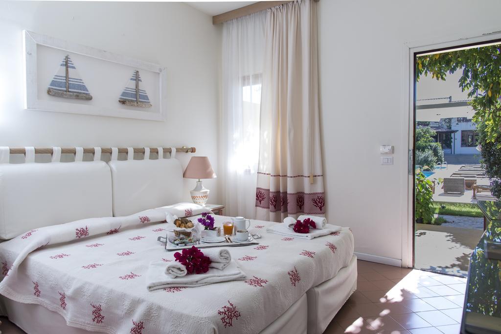 Hotel Palau Ngoại thất bức ảnh