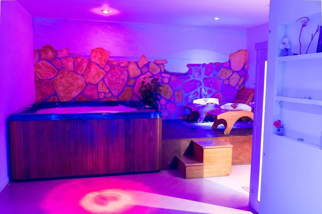 Hotel Palau Ngoại thất bức ảnh